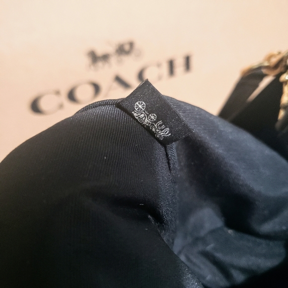 NWOT COACH Sm Lexy Crossbody Black Pebble Leather - Picture 5 of 6